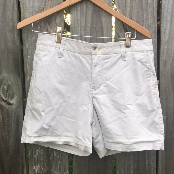 Sonoma Khaki Shorts Size 10 EUC - Picture 1 of 6